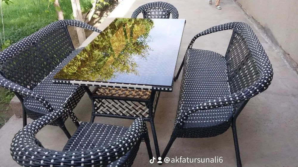 Deva_Safo Deka  Деко. Деван сафо ратан тўқима стол стуллар қор ёмғирга