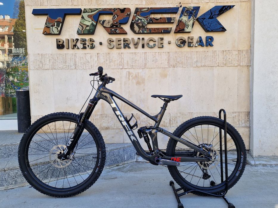Trek Slash 8 2022 L- размер