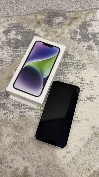 Продам Iphone 14