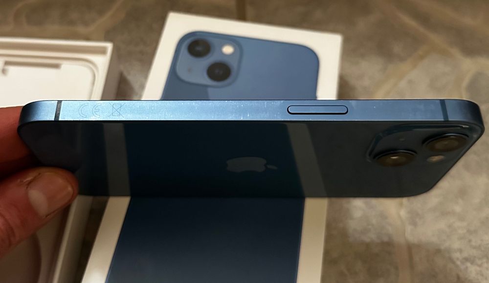 iPhone 13 Bat 100% 128GB