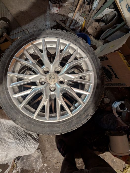 Продам р17 ориг от Лексуса