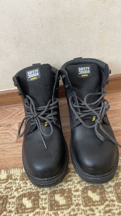 Мужской сапоги