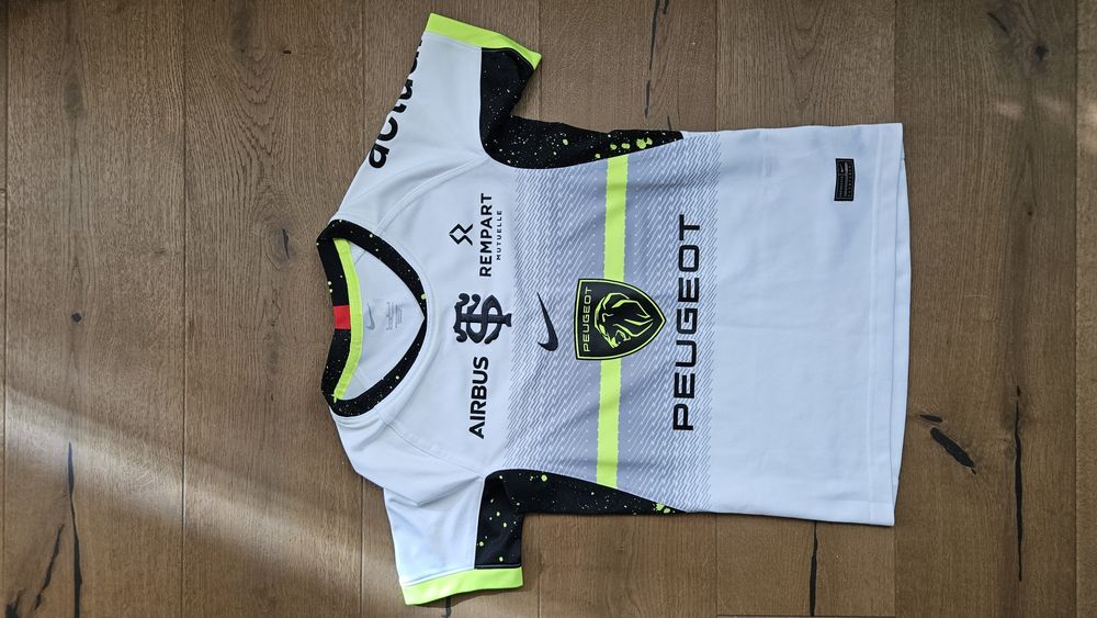 Спортен екип NIKE