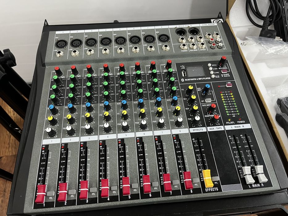 Музыкальный аппаратура