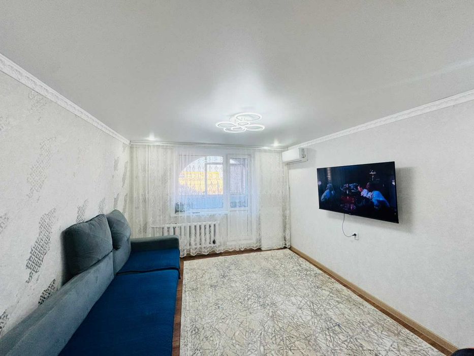Продам 3 ком в 8мкр