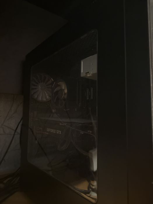 Vand pc gaming. Fara schimburi.