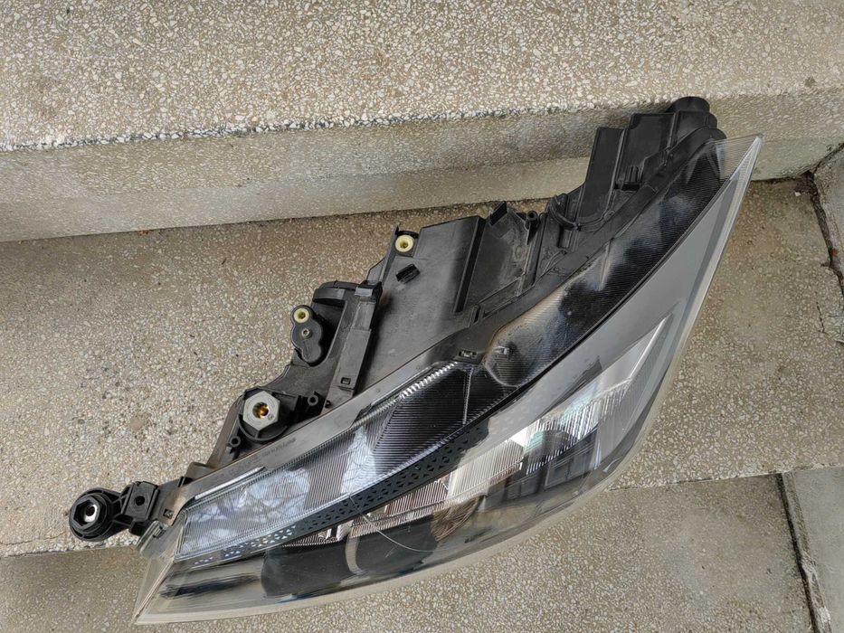 Фар Seat Ibiza LED ляв/Фар Сеат Ибиза Оригинален