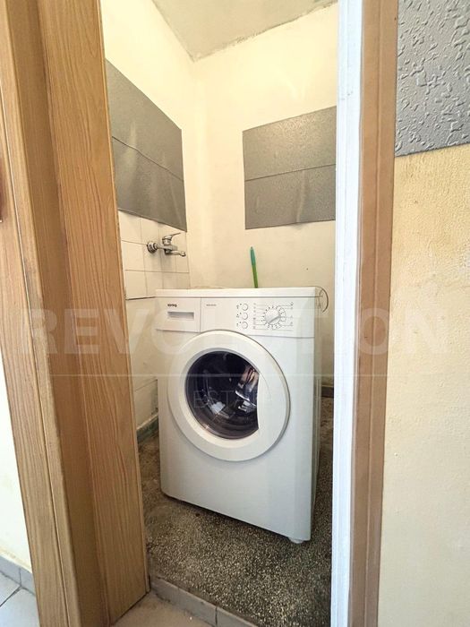 Тристаен апартамент в ж.к. Гео Милев