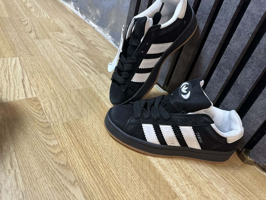 Oferta -Adidasi Nike cu eticheta