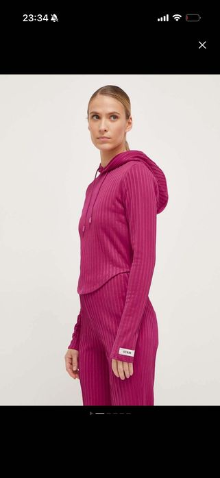 Дамско горнище GUESS