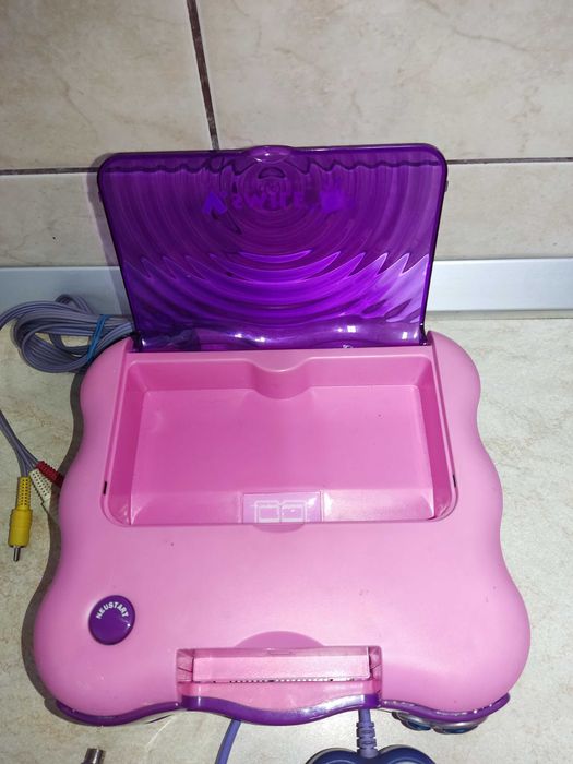 Consola de invatare prin joc pe televizor, Vtech V.Smile /TV