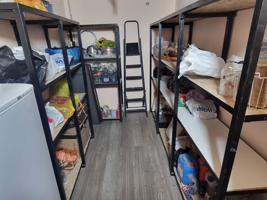 Металлические стеллажи