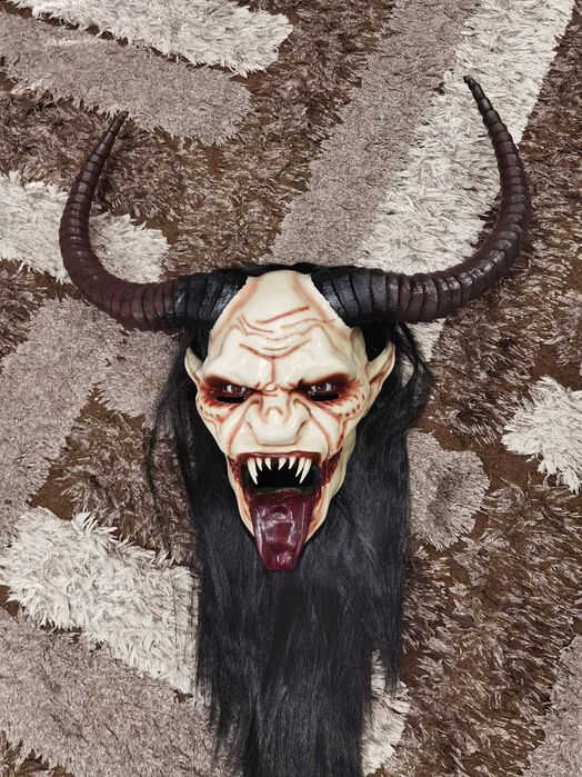 Крампус маска Петрич