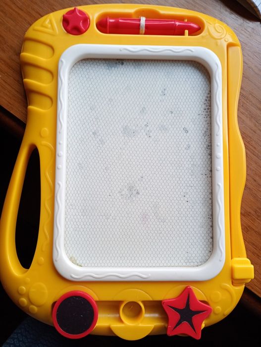 Tabla magica, nu murdareste deloc.