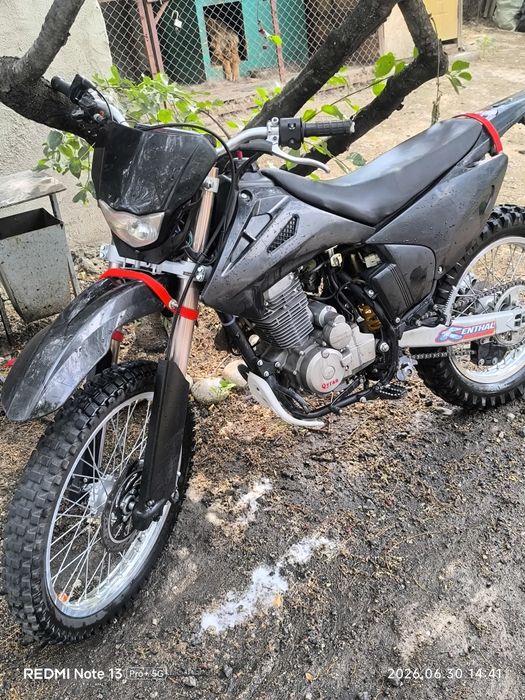 Продаю Эндуро 250куб (165FMM)