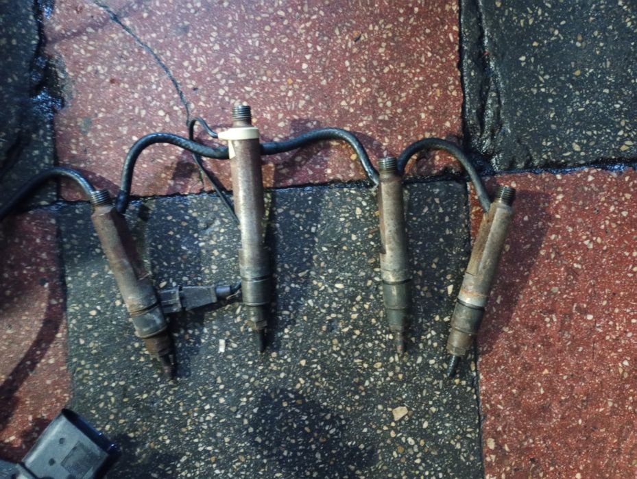 Pompa injectie si injectoare vw golf 4 bora 1.9tdi alh agr octavia 1