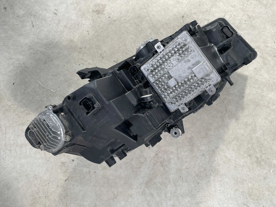 Far stanga led Bmw seria 3 G20 - G21 cod 9481701