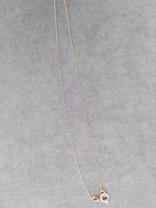 Продам золотую цепочку