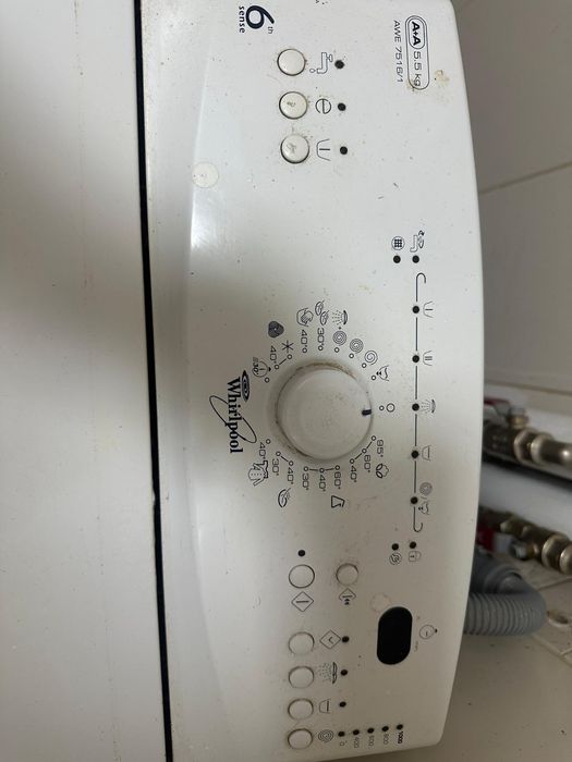 Reparatii instalari mașini de spălat rufe automate