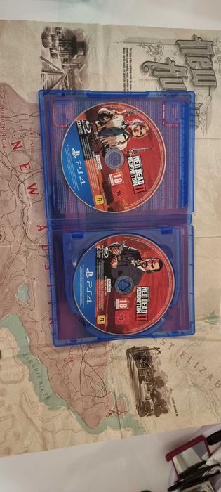 Игра за PS4 Red dead redempition 2 два диска и карта