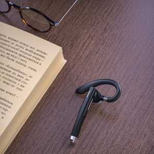 Bluetooth бизнес слушалка YYK-520 с кутия за заряд