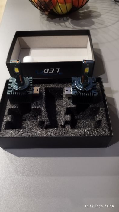 Комплект LED  крушки  D1S