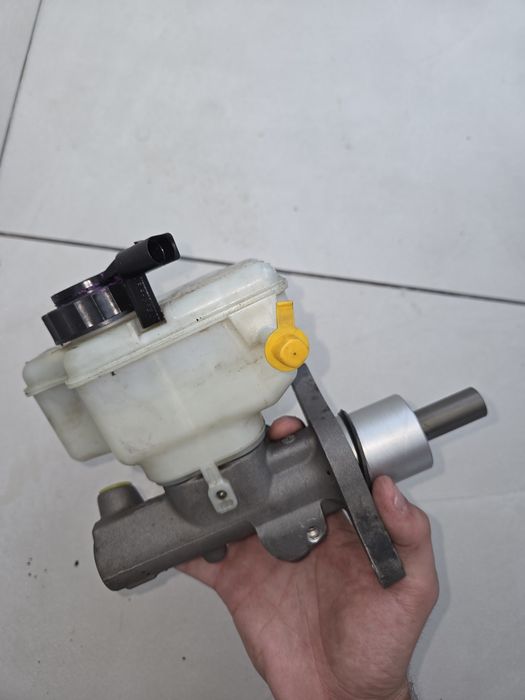 Pompă frână completă + Senzor (1K0 945 459 A) Audi A3 8P / Golf 5 / Octavia 2