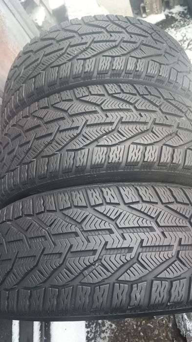 225/45/18 Taurus 2 броя