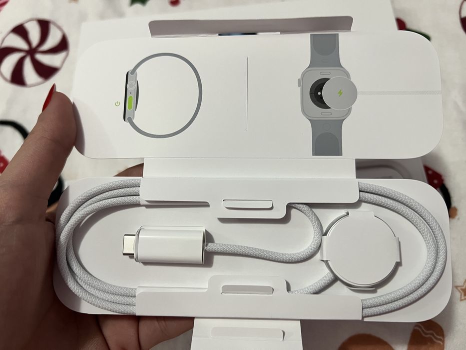 Apple Watch 11 GPS, Carcasa Space Grey Aluminium 42mm