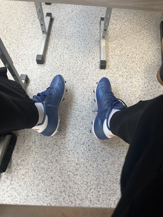 Продам адидас копа 40-41 размера