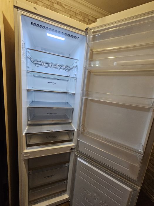Продам холодильник в отличном состоянии