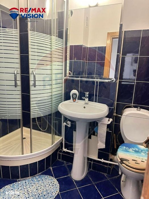 Apartament cu 4 camere de vânzare în zona Central
