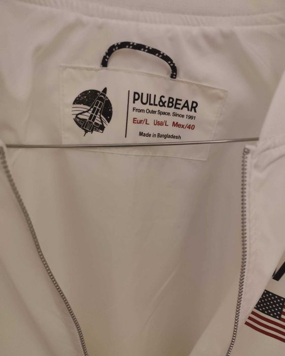 Geaca NASA Pull and Bear