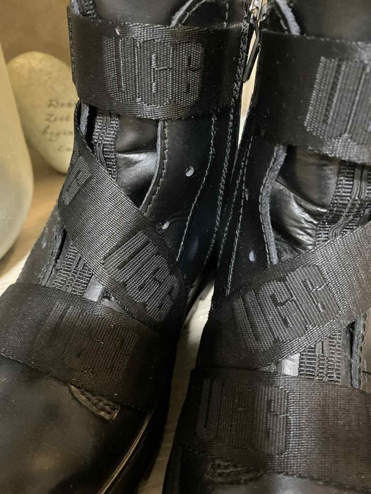 Оригинални обувки UGG