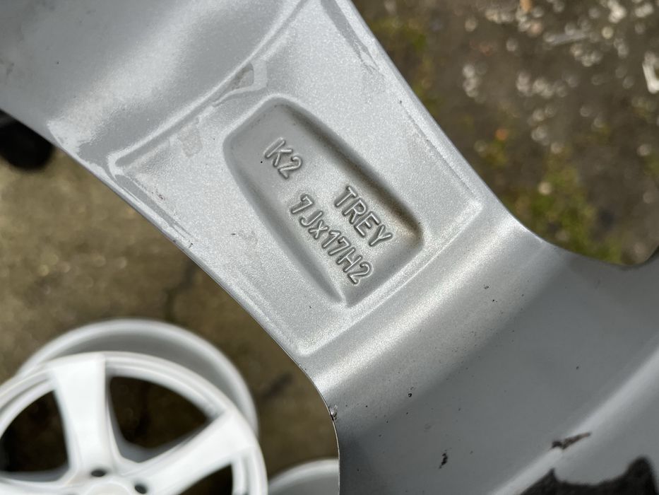 Алуминиеви джанти 17 ки