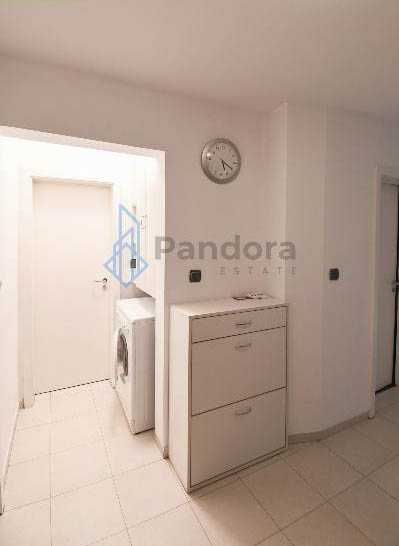 Дава се под наем Тристаен апартамент в София, Гео Милев - 165 кв.м за 1320 € - Снимка #9