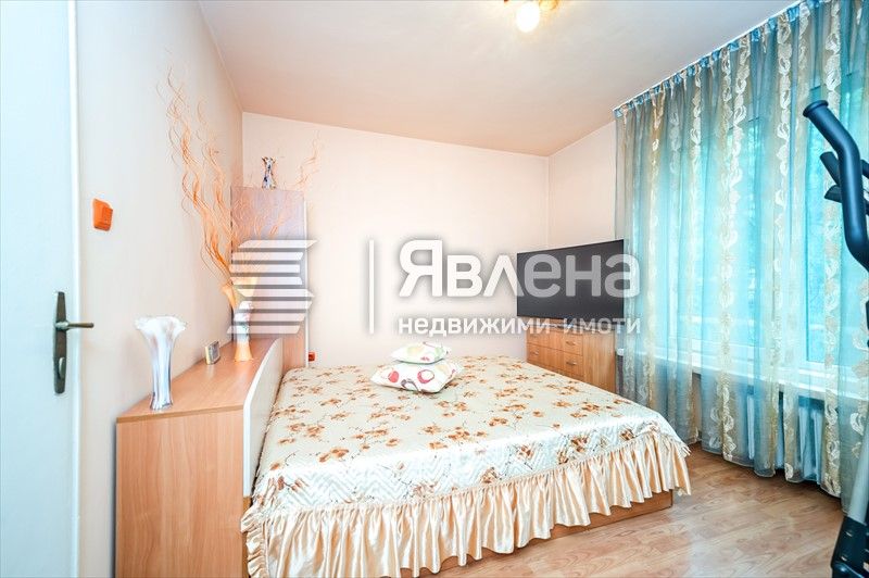 Продава се Тристаен апартамент в София, Изток - 112 кв.м за 2947 €/кв.м - Снимка #6