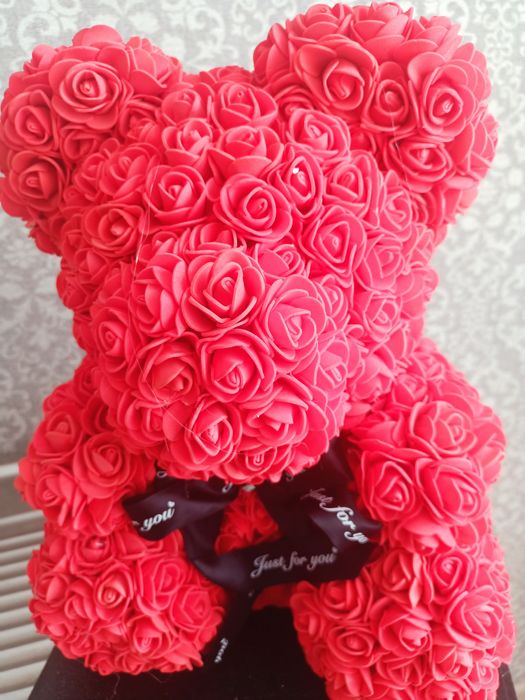 Подарки мишка из розочек