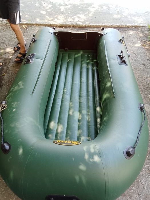 Лодка моторная Инзер 280 нднд.