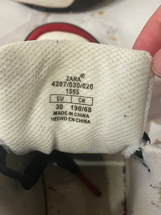 Детские кроссовки Zara