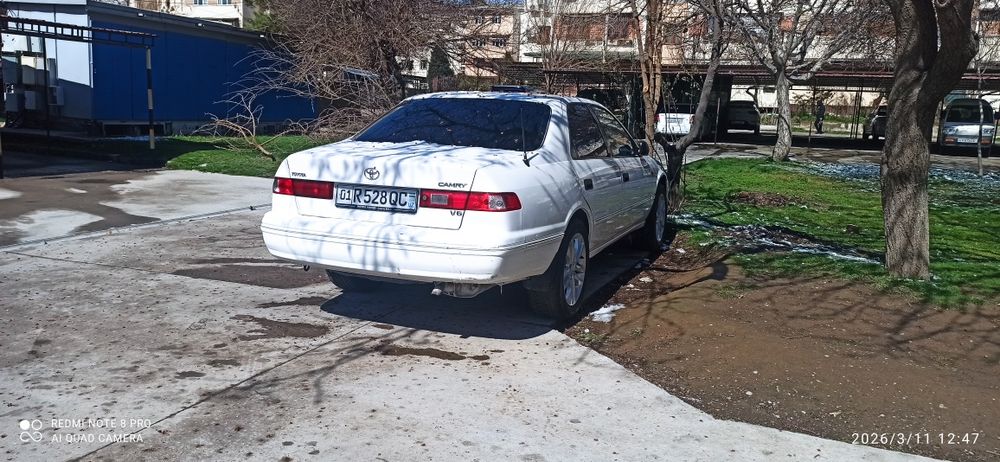 Toyota Camry 20 hechbek