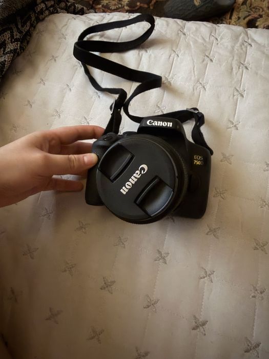 Canon EOS 750D продам