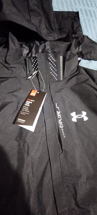 Яке / ветровка Under Armour  Jacket