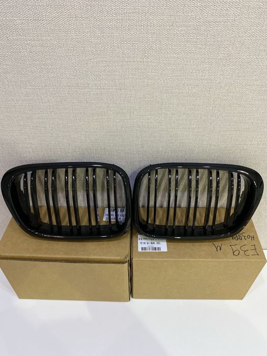 Решетка радиатора BMW E39