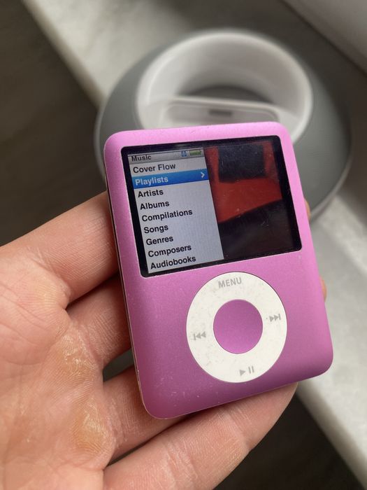 2 iPods si JBL On Stage 2