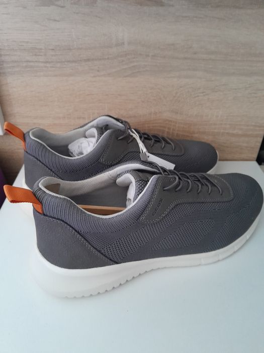 Geox negri sau gri marimea 41