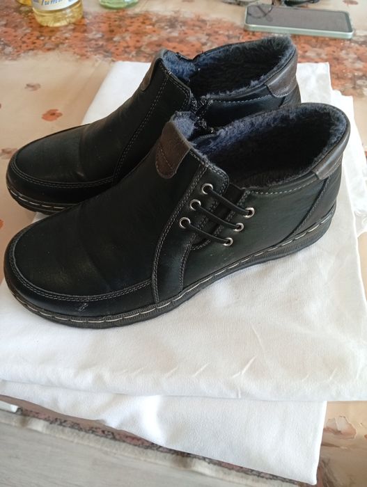 Продавам нови обувки