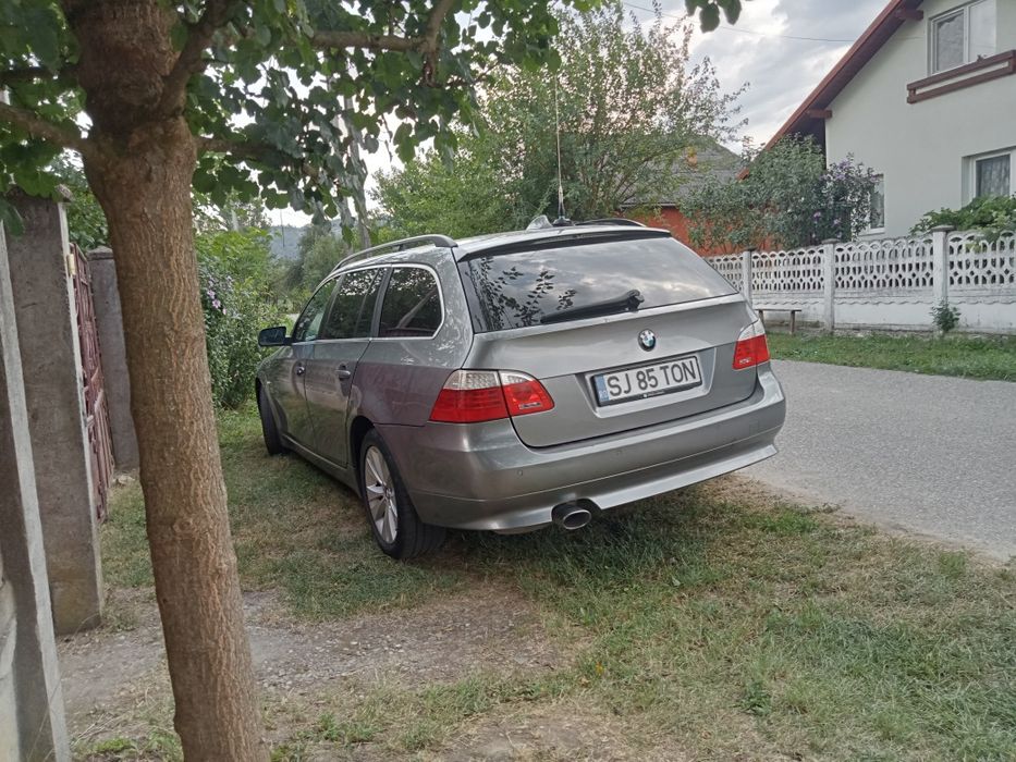 Vand Bmw seria 5 automat ,520 d euro 5 2009