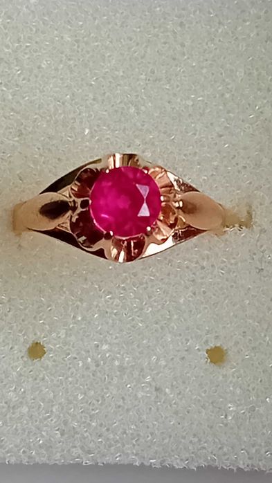 Антикварен руски златен пръстен с рубин