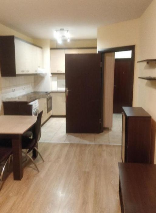 Дава се под наем Двустаен апартамент в Пловдив, Тракия - 62 кв.м за 375 € - Снимка #1